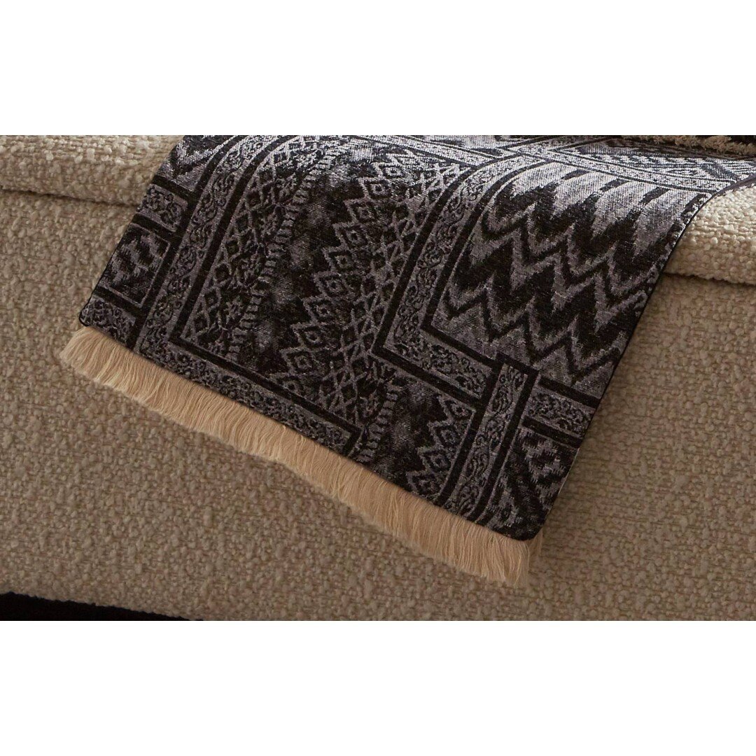 camino para mesa estampado etnico gris flecos 30x180cms