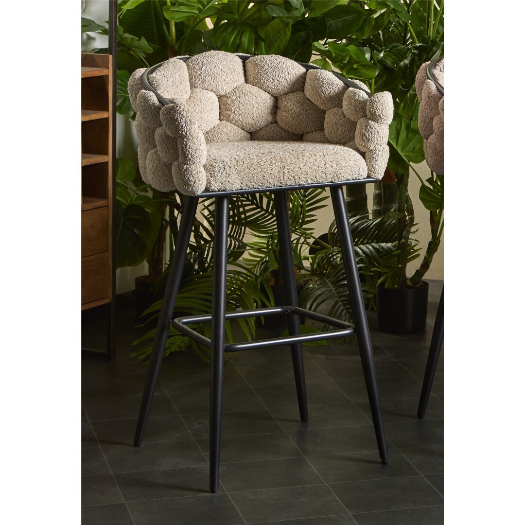 taburete bar laysan rizo suave beige con patas de metal negro