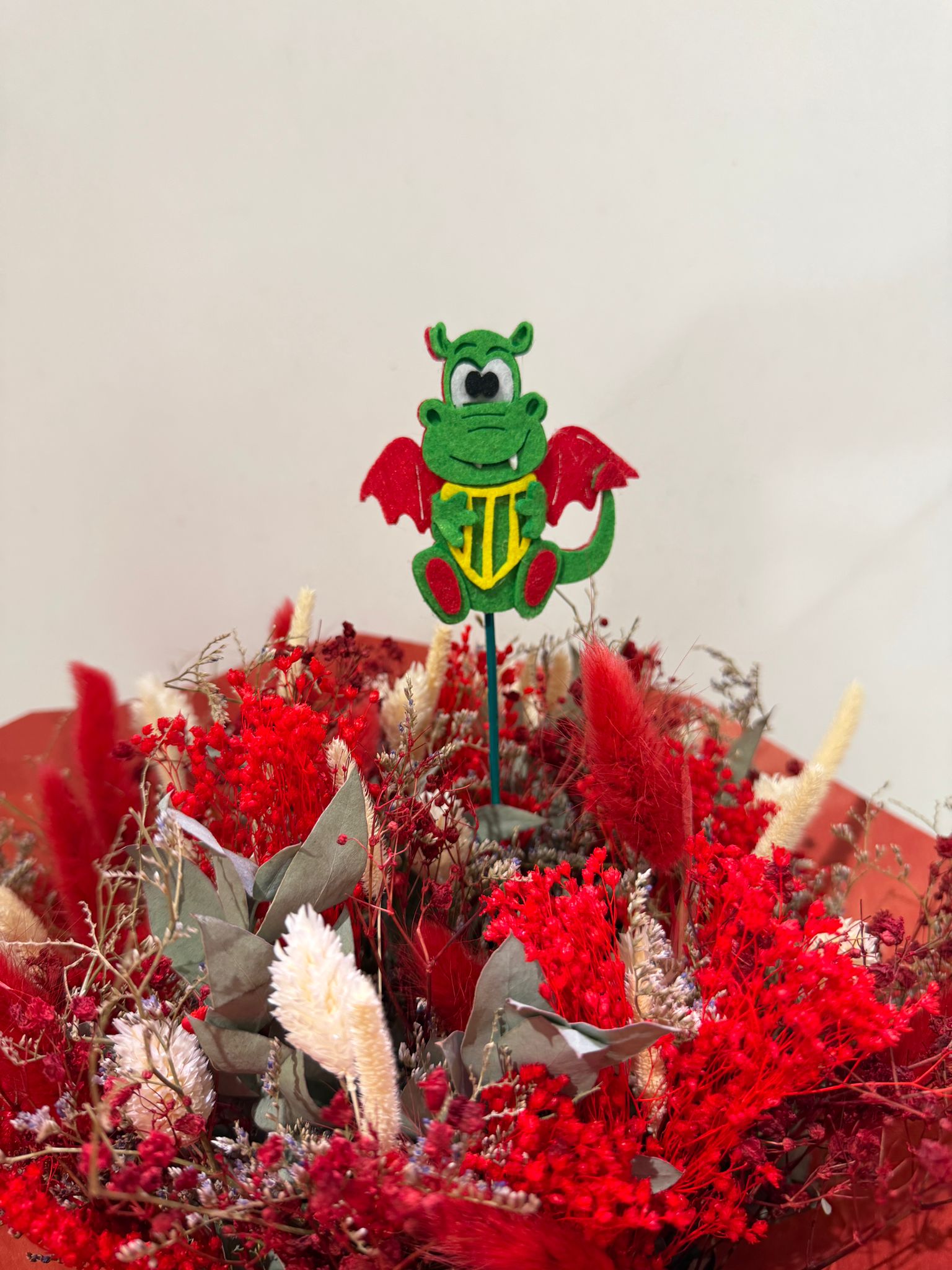 pack de 10 pins dragon Sant jordi Fieltro